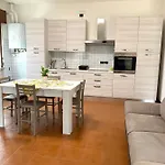La Cicala - Con Giardino Privato Apartament *